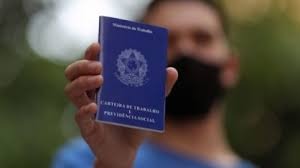 Brasil gera saldo líquido de vagas formais