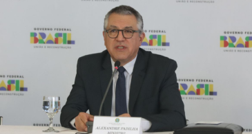 Governo antecipará R$ 10 bi para compensar perda de ICMS